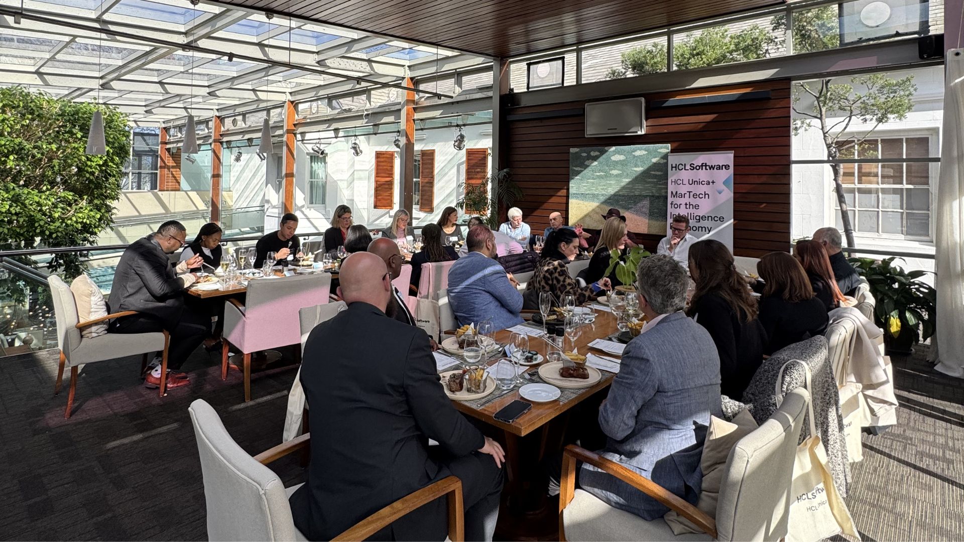 Unica+ (Evento corporativo, Johannesburg, Cape Town, Sydney, Madrid, París, Austin) — foto 1